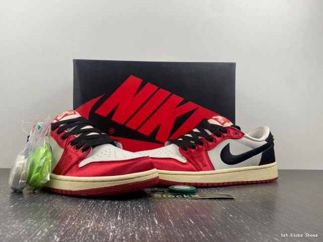 1st Kicks x Jordan 1 Air Room OG Home FN0432-017 Low Trophy 0627